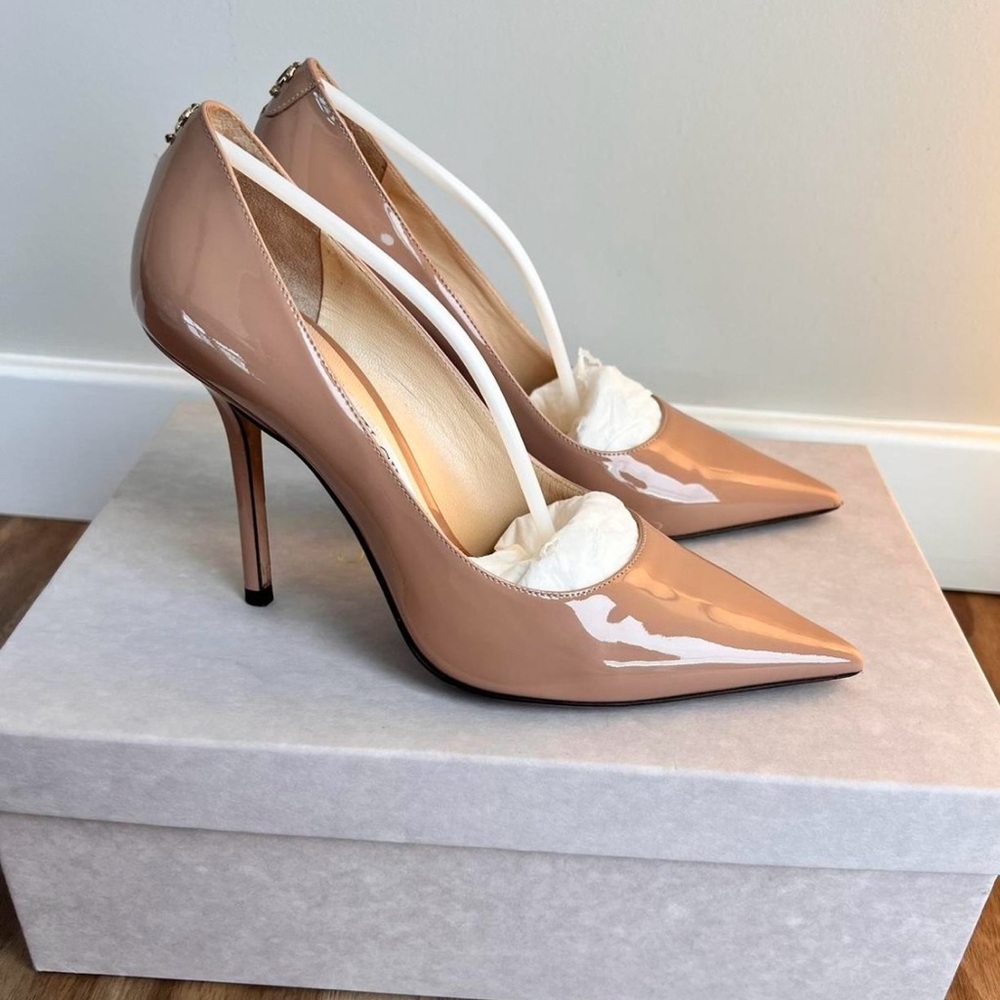 Jimmy Choo: NUDE LOVE 100, PATENT LEATHER JC BUTTON, 36